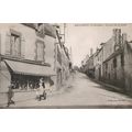 29 - Bénodet - la rue de la poste