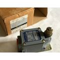 NEW SQUARE D 9007 FTUB 2 SCHNEIDER LIMIT SWITCH...