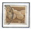 1979 INDIA CHICK HATCHING 25P RED-BROWN F/U SG925