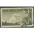 NEW ZEALAND - 1960 - 66 - 3s blackish brown - FU