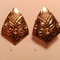 Flower Earrings Gold Etched Pierced Earrings 7/8"