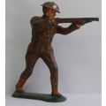 VINTAGE Barclay's ' SOLDIER with RIFLE ' ( 1940s )