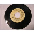 Waylon Jennings Promo 45-WOMEN DO KNOW HOW TO C...
