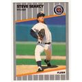 1989 Fleer baseball Steve Searcy rookie card #1...
