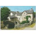 48 - Sur les grands causses - maison couverte e...