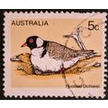 STAMP Australia SG671 1978 5c Birds Hooded Plov...