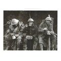 Q 1580: British soldiers eating hot rations in ...