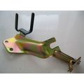 THROTTLE CABLE BRACKET NEW 16165-T7011 NISSAN C...