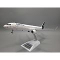 A321-211NX LUFTHANSA REG: D-AIEH W/STAND - JFOX...