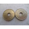 Spain - 2 different 25 pesetas coins - dated 1990