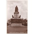 B733 LANCASTER - QUEEN VICTORIA MEMORIAL POSTCA...